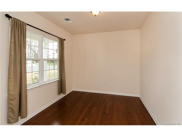 2820 Gilbraltar St, Davidson, NC 28036 photo 4