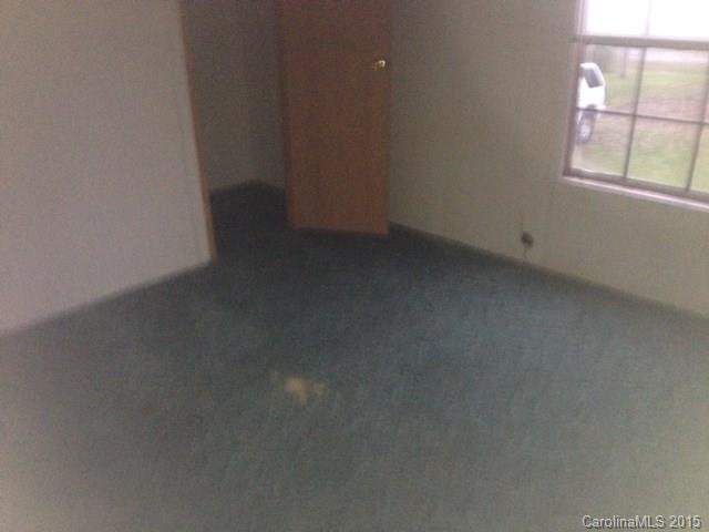 135 Flake Rd, Harmony, NC 28634 photo 4