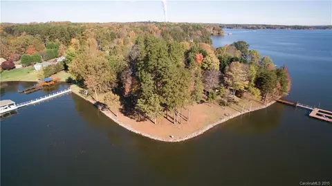 8699 Howard Dr, Terrell, NC 28682 photo 1