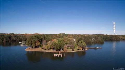 8699 Howard Dr, Terrell, NC 28682 photo 10