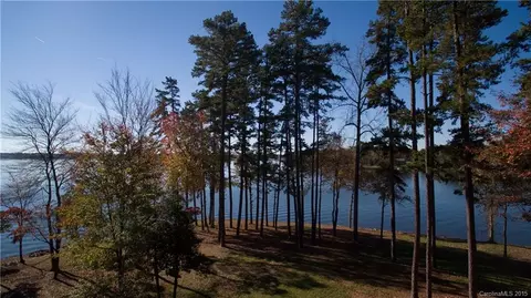 8699 Howard Dr, Terrell, NC 28682 photo 3
