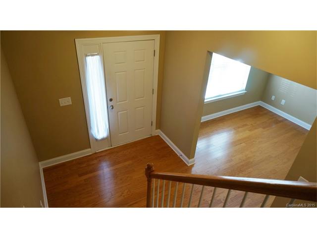 10107 Allison Taylor Ct, Cornelius, NC 28031 photo 2