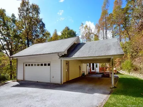 105 Continental Dr, Flat Rock, NC 28731 photo 19