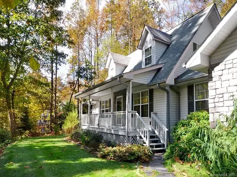 105 Continental Dr, Flat Rock, NC 28731 photo 15