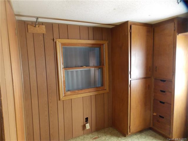 121 Memorial Hwy, Harmony, NC 28634 photo 11