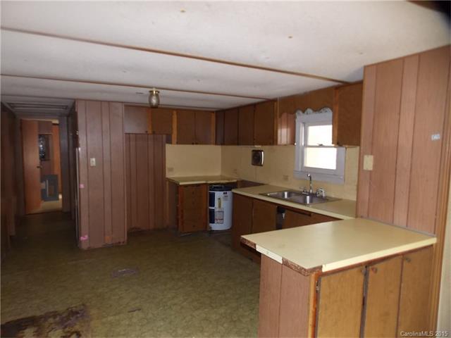 121 Memorial Hwy, Harmony, NC 28634 photo 9