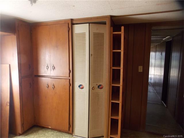 121 Memorial Hwy, Harmony, NC 28634 photo 12