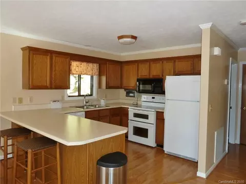 55 Pinecrest Way, Clyde, NC 28721 photo 5