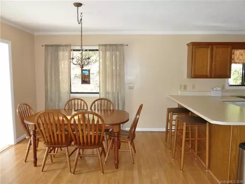 55 Pinecrest Way, Clyde, NC 28721 photo 4