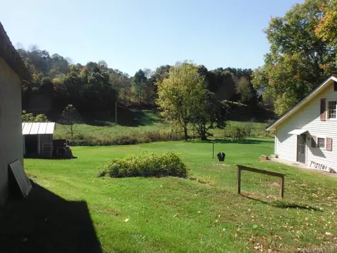 290 Evans Rd, Canton, NC 28716 photo 3