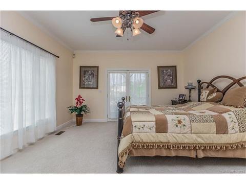 52 River Pointe Ct, Hickory, NC 28601 photo 20
