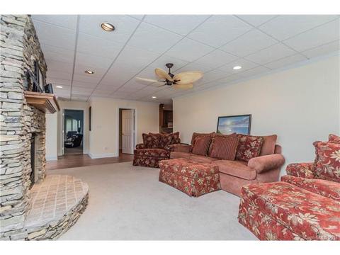 52 River Pointe Ct, Hickory, NC 28601 photo 17