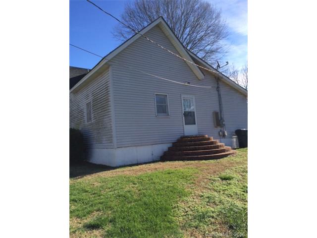 706 Maple St, Cherryville, NC 28021 photo 2