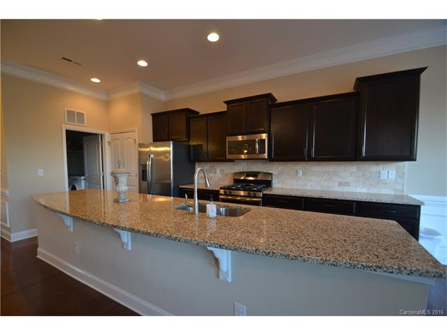 3410 Streamside Dr, Davidson, NC 28036 photo 9