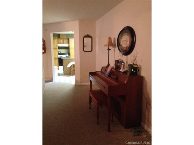 153 Pine Valley Dr, Stanley, NC 28164 photo 5