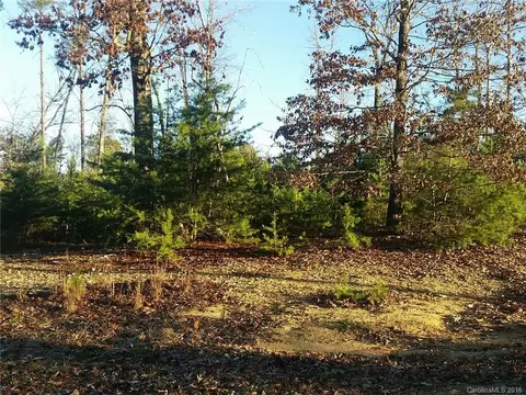 1018 Riverwood Dr, Salisbury, NC 28146 photo 1