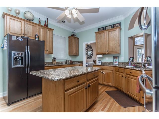20314 Val Cir, Cornelius, NC 28031 photo 11