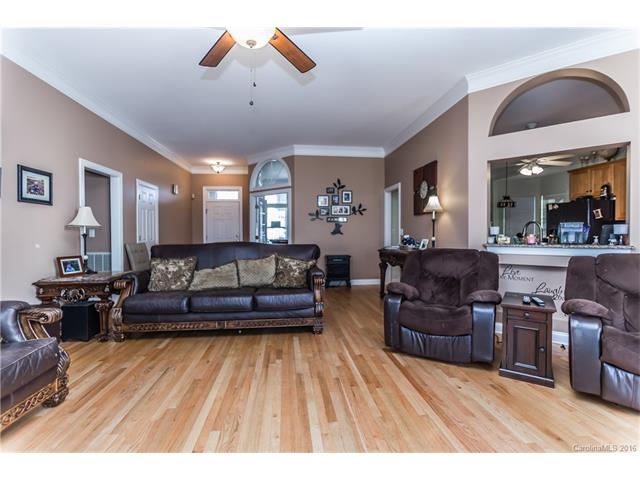 20314 Val Cir, Cornelius, NC 28031 photo 5
