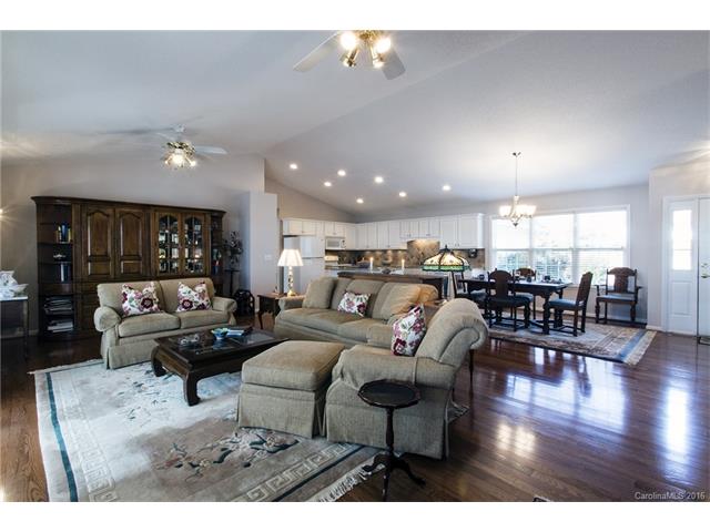 3910 Gordon St, Terrell, NC 28682 photo 11