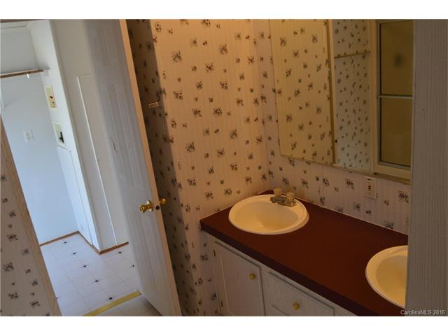 134 Con Lee Dr, Olin, NC 28660 photo 5