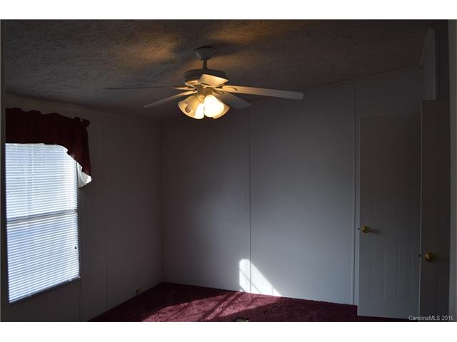 134 Con Lee Dr, Olin, NC 28660 photo 4