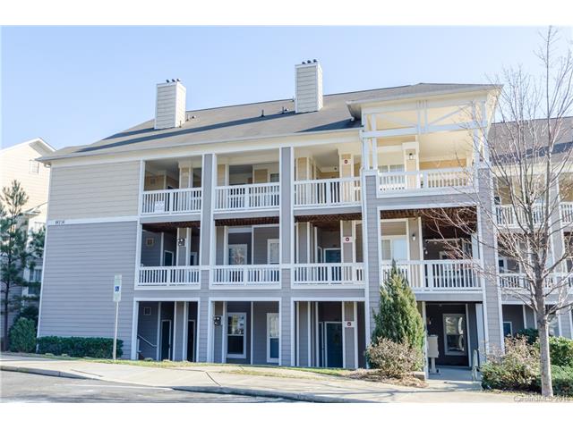 18736 Nautical Dr #101, Cornelius, NC 28031 photo 2