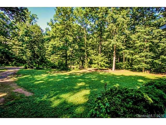 1248 Brian Rd, Clover, SC 29710 photo 2