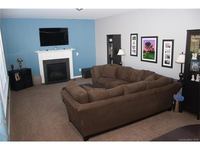 2576 Treeline Dr, Concord, NC 28027 photo 4