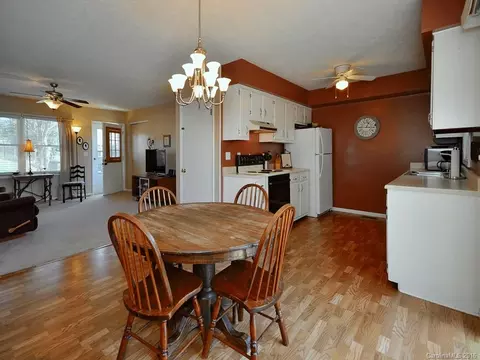 15 Cresthaven Dr, Clyde, NC 28721 photo 7