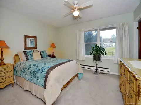 15 Cresthaven Dr, Clyde, NC 28721 photo 13