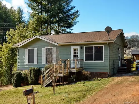15 Cresthaven Dr, Clyde, NC 28721 photo 2