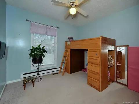 15 Cresthaven Dr, Clyde, NC 28721 photo 15