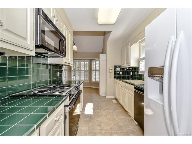 3888 Fox Run, Denver, NC 28037 photo 4