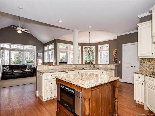 18832 Flat Shoals Dr, Cornelius, NC 28031 photo 9