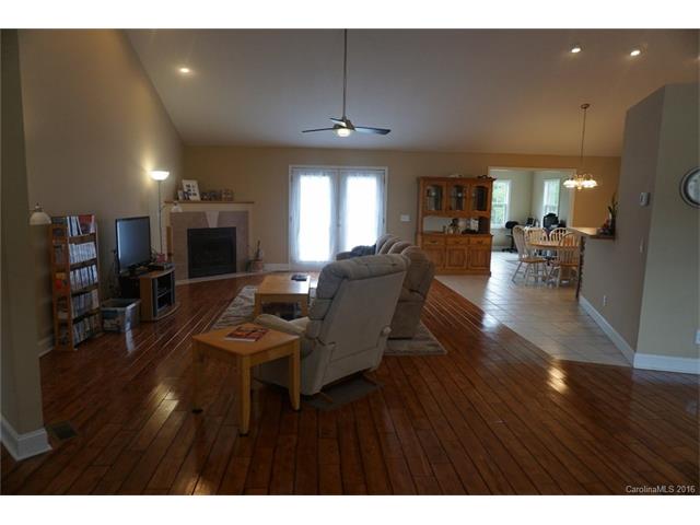335 Adrian Rd, Salisbury, NC 28146 photo 4