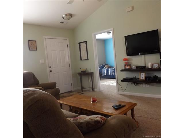 264 NW Kerr St, Concord, NC 28025 photo 3
