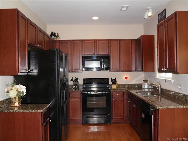 9347 Glenashley Dr, Cornelius, NC 28031 photo 8