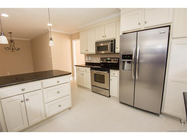707 Barr St, Lancaster, SC 29720 photo 14