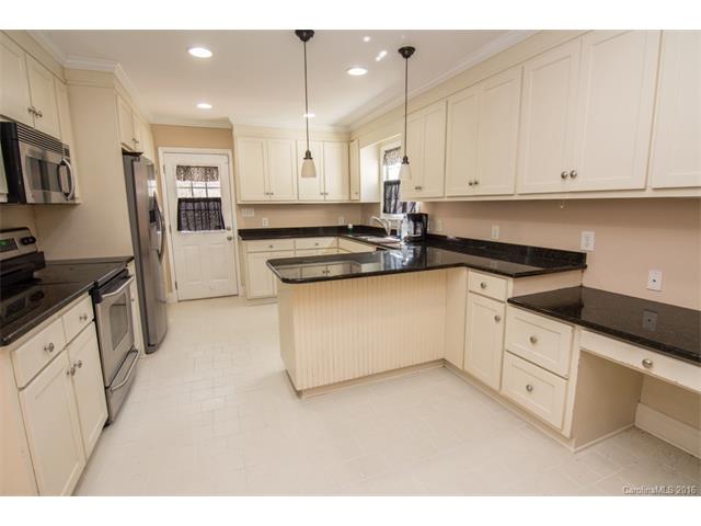 707 Barr St, Lancaster, SC 29720 photo 13