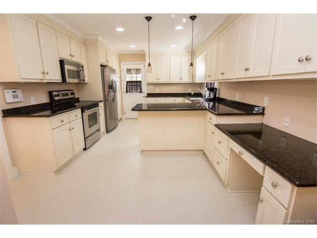 707 Barr St, Lancaster, SC 29720 photo 12