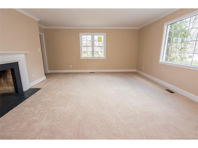 707 Barr St, Lancaster, SC 29720 photo 8