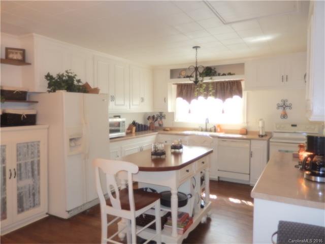 1104 13th St, Kannapolis, NC 28083 photo 4