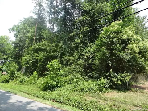 215 3rd Nw Ave NW, Conover, NC 28613 photo 4