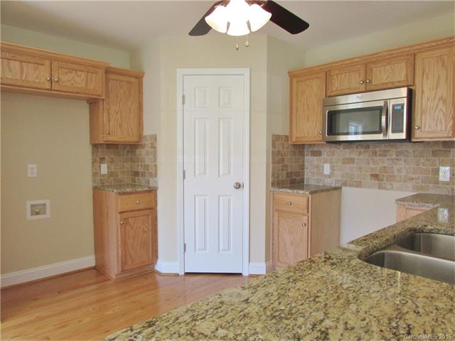 1020 Fox Run Cir, Concord, NC 28025 photo 5