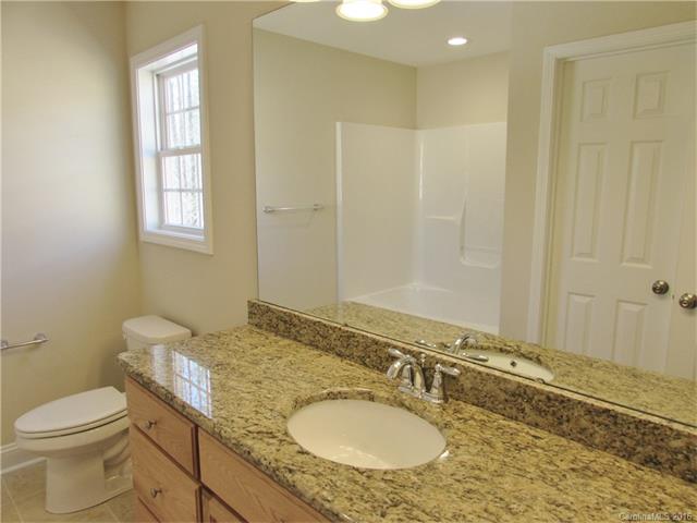 1020 Fox Run Cir, Concord, NC 28025 photo 9