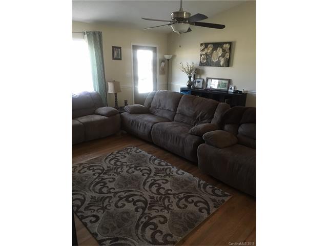 118 Doree Ln, Crouse, NC 28033 photo 4