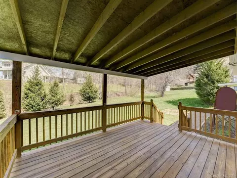 151 Pinehaven Dr, Clyde, NC 28721 photo 18