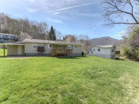 151 Pinehaven Dr, Clyde, NC 28721 photo 17
