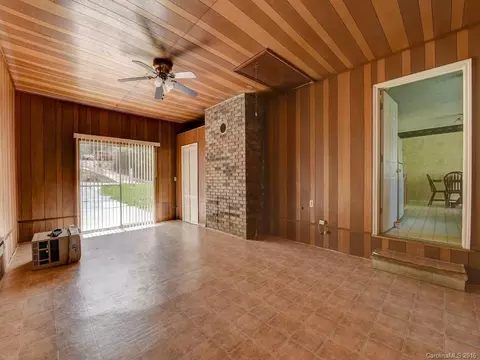 151 Pinehaven Dr, Clyde, NC 28721 photo 10