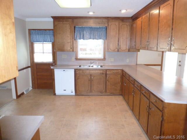 592 Freemont Dr, Lancaster, SC 29720 photo 7